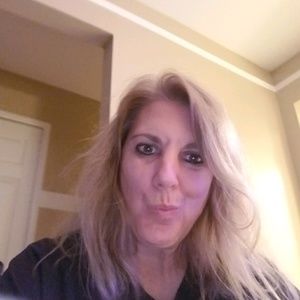 Meet your Posher, Nicola